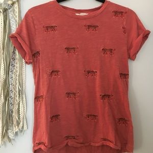 Distressed Leopard Tee 🐆